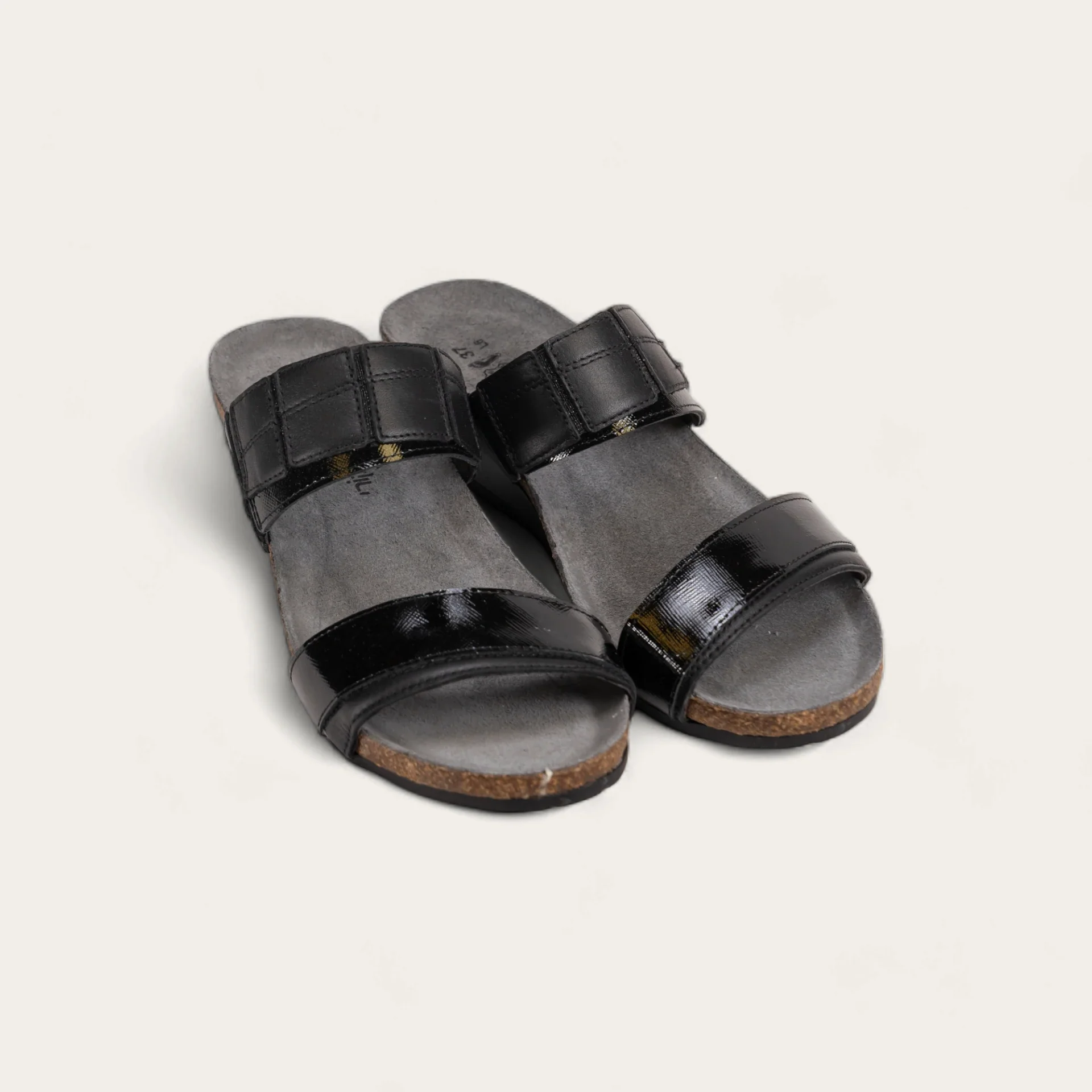 Royalty - Image 5